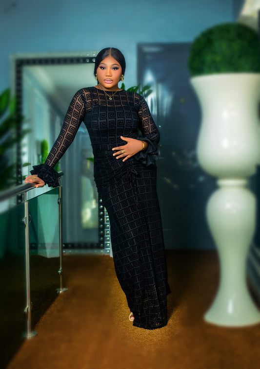 Nuella Diva set in Black