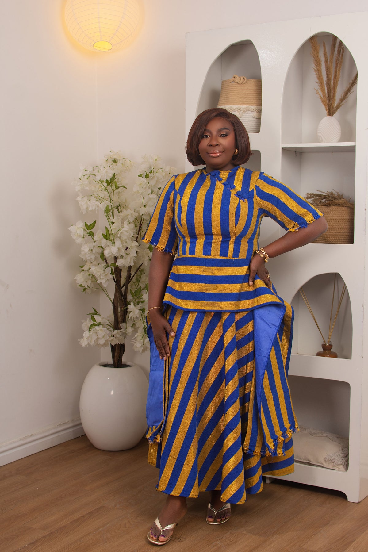 Adúnní Two Piece in Royal and Gold